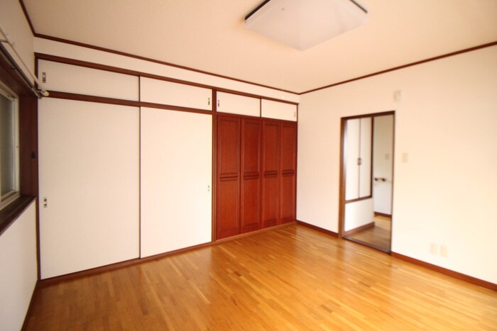 物件内観写真10　(居室)