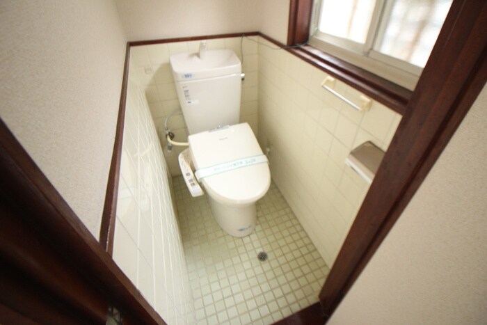 物件内観写真15　(トイレ)