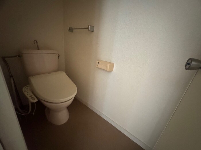 物件内観写真11　(トイレ)