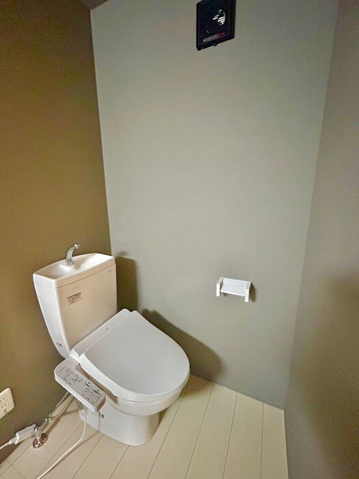 物件内観写真12　(トイレ)