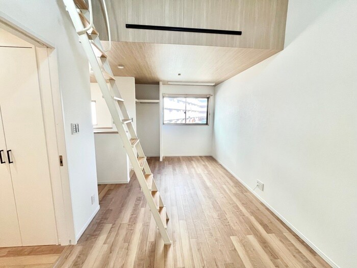 物件内観写真8　(居室)