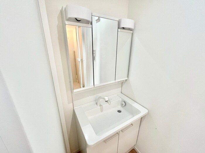 物件内観写真16　(洗面)