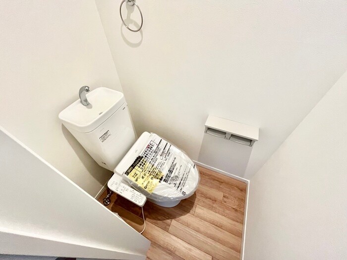 物件内観写真16　(トイレ)