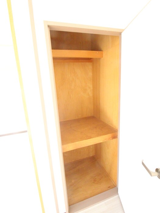 物件内観写真15　(収納)