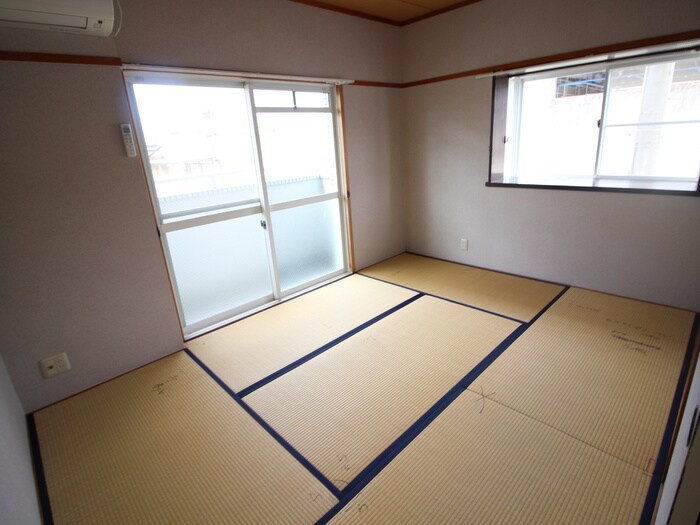 物件内観写真12　(居室)