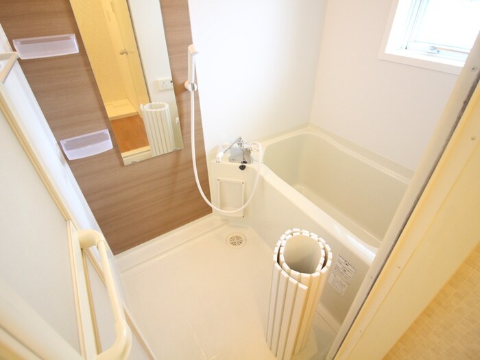 物件内観写真13　(バス／シャワールーム等)