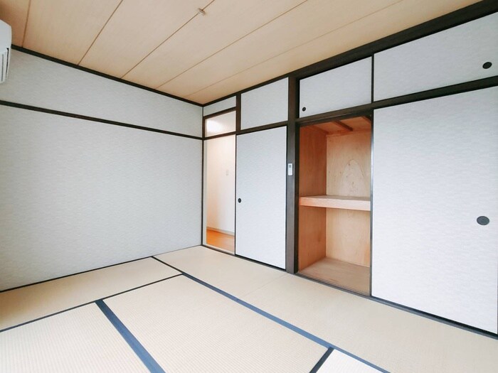 物件内観写真14　(居室)