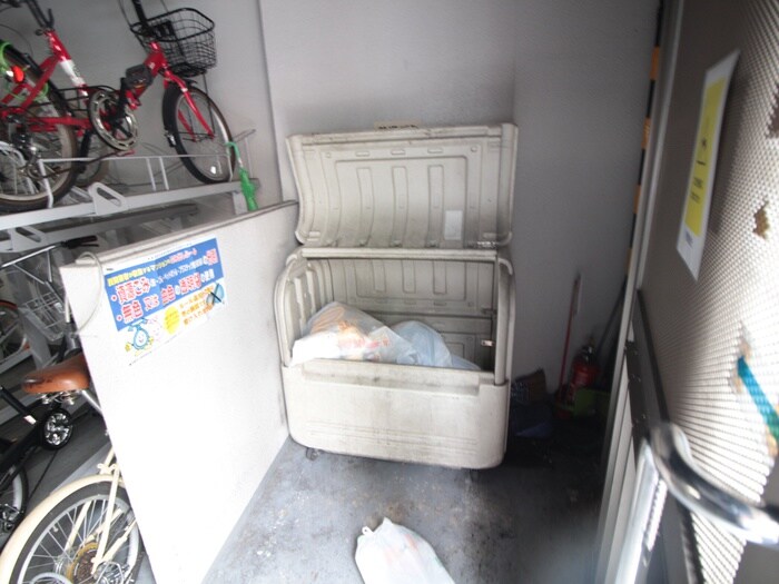 物件外観写真6　(建物設備)