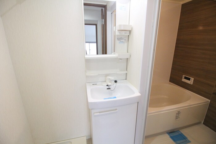 物件内観写真9　(洗面)