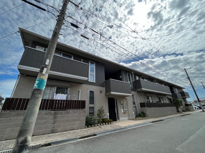 物件外観写真2　(外観写真)