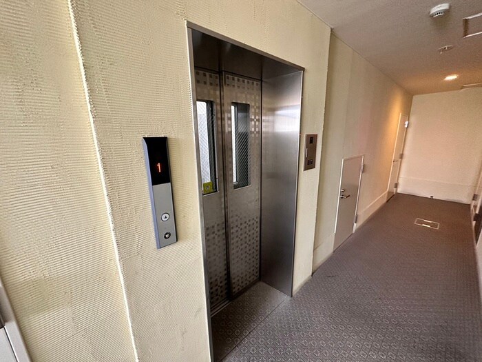 物件外観写真6　(建物設備)