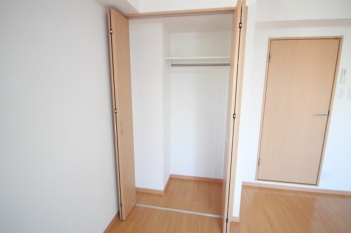 物件内観写真11　(収納)