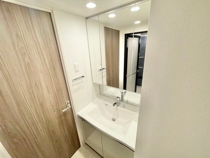 物件内観写真11　(洗面)