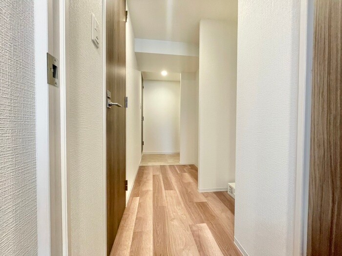 物件内観写真20　(廊下)