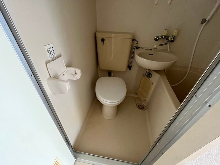 物件内観写真12　(トイレ)