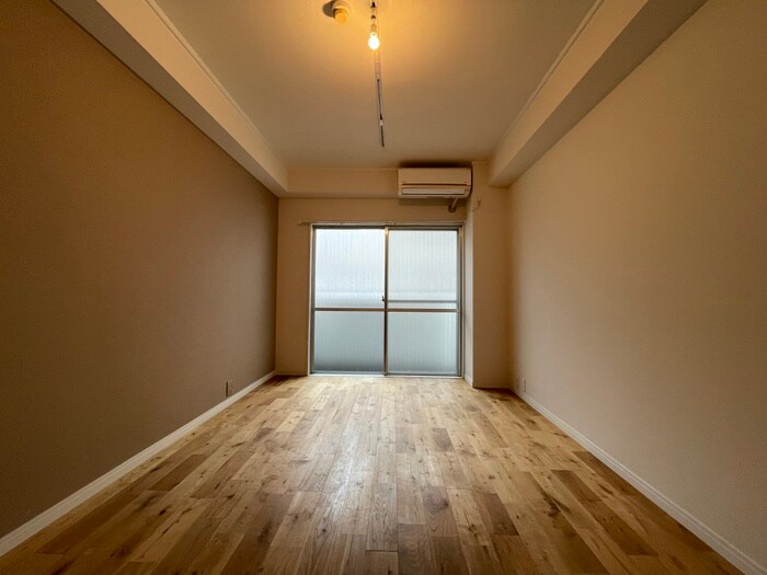 物件内観写真6　(居室)