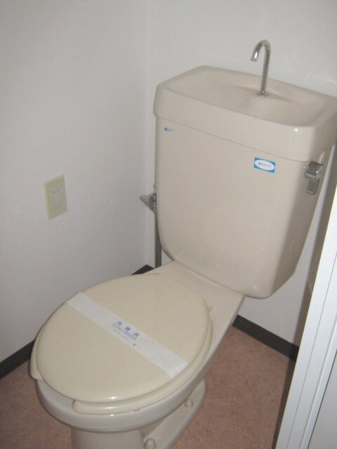 物件内観写真14　(トイレ)