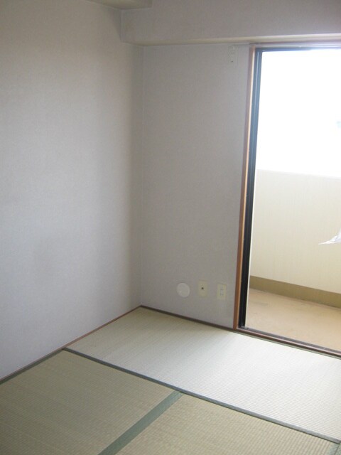 物件内観写真16　(居室)