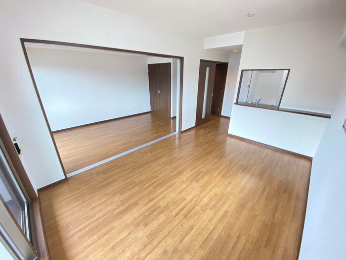 物件内観写真8　(居室)