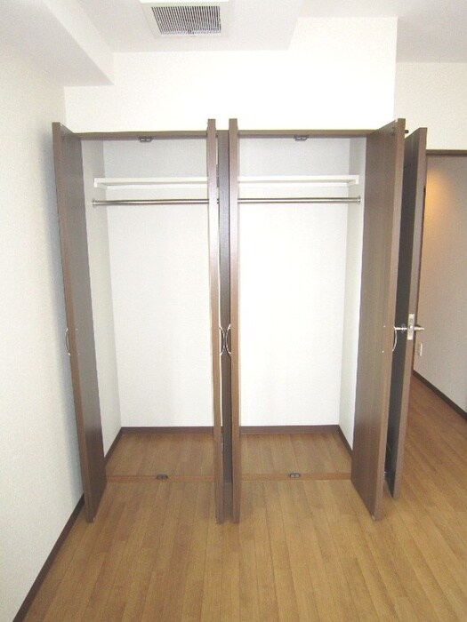 物件内観写真10　(収納)