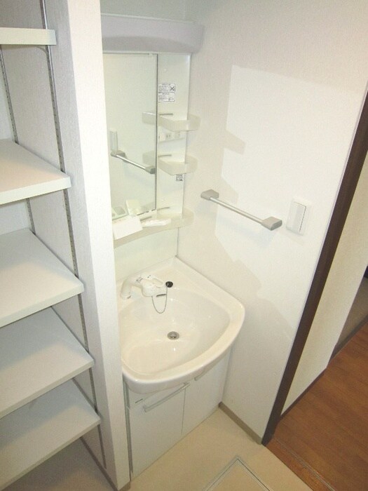 物件内観写真12　(洗面)