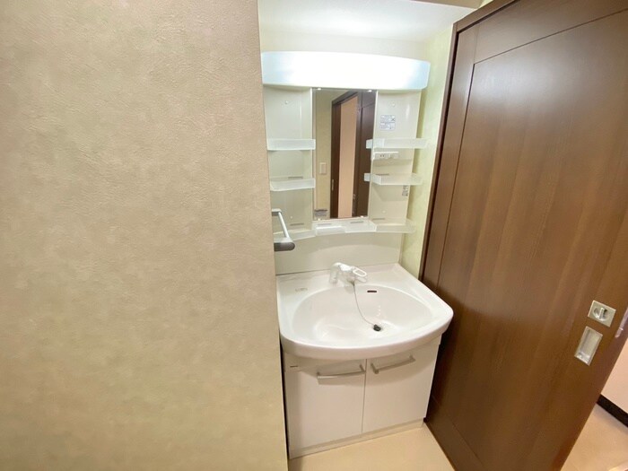 物件内観写真13　(洗面)