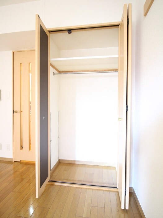 物件内観写真14　(収納)