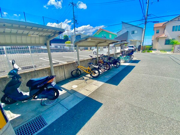 駐輪場