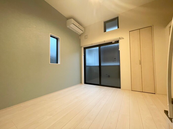 物件内観写真8　(居室)