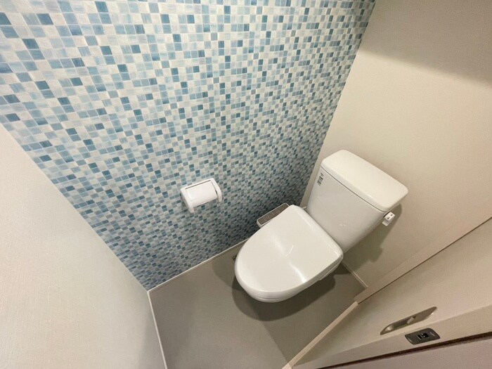 物件内観写真14　(トイレ)
