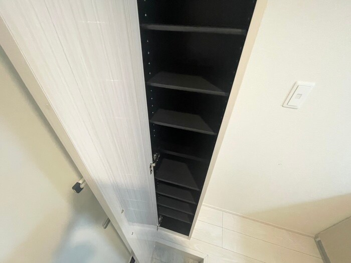 物件内観写真18　(靴箱)