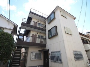 下川マンション外観写真
