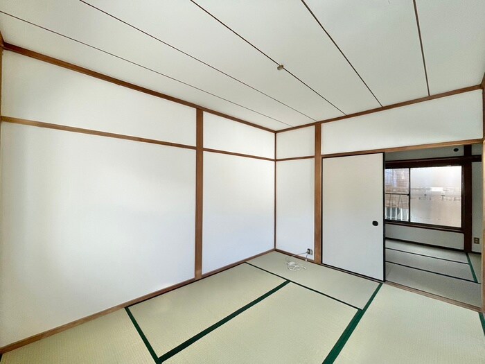 物件内観写真4　(居室)