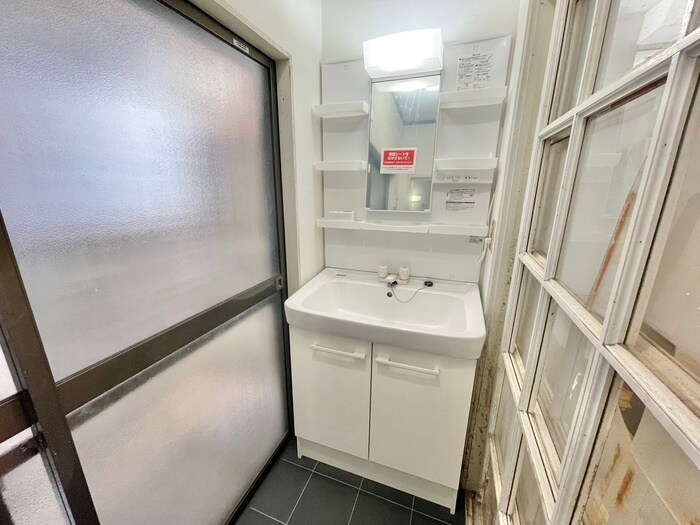 物件内観写真10　(洗面)