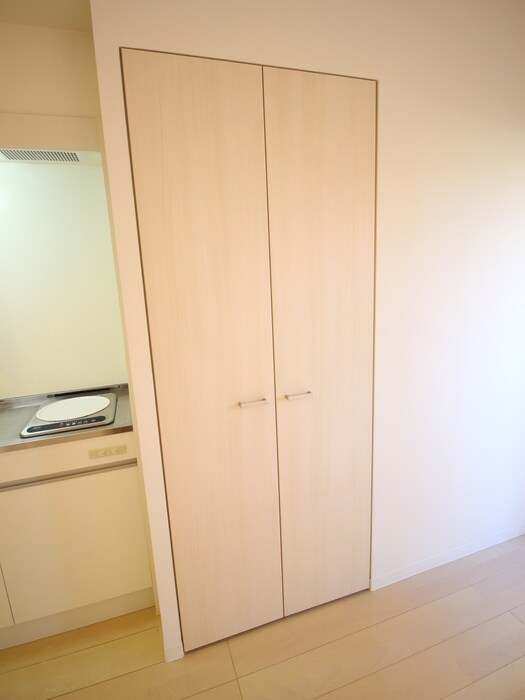 物件内観写真11　(収納)