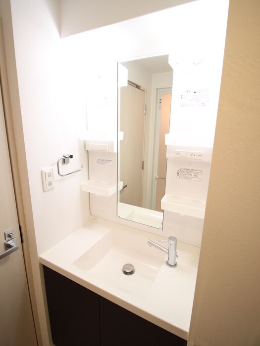 物件内観写真13　(洗面)