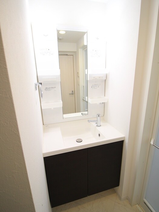 物件内観写真13　(洗面)