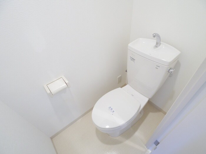 物件内観写真15　(トイレ)