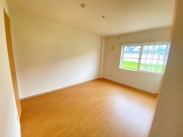 物件内観写真6　(居室)