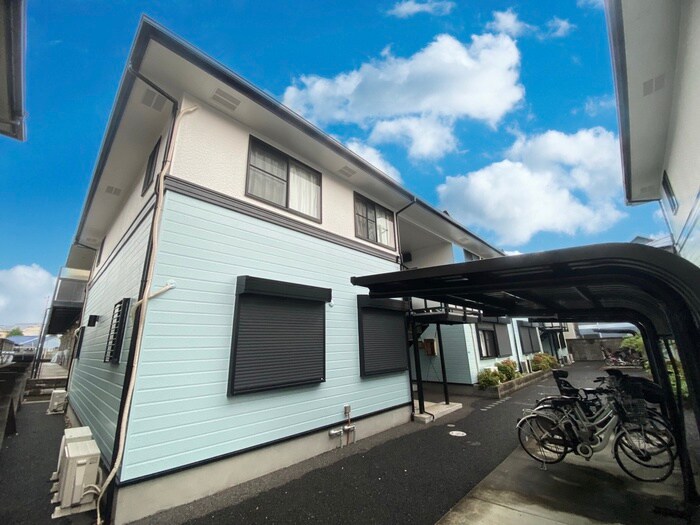 物件外観写真3　(駐輪場)