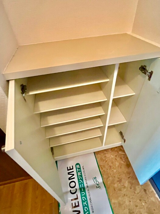 物件内観写真16　(靴箱)