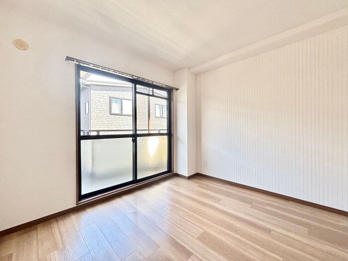 物件内観写真9　(居室)