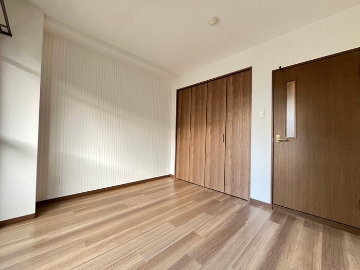 物件内観写真10　(居室)