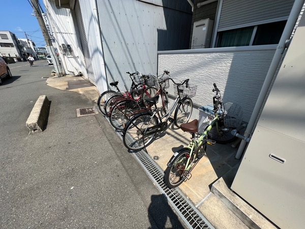 駐輪場