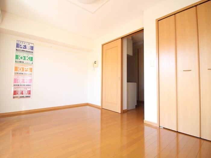 物件内観写真10　(居室)