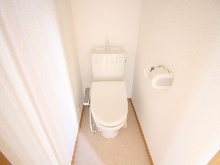 物件内観写真16　(トイレ)