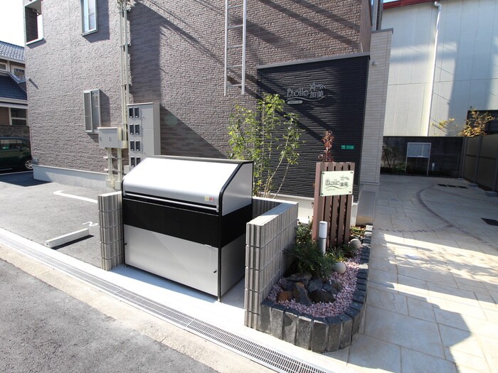 物件外観写真6　(建物設備)