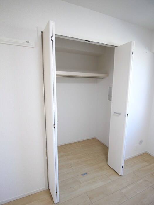 物件内観写真17　(収納)