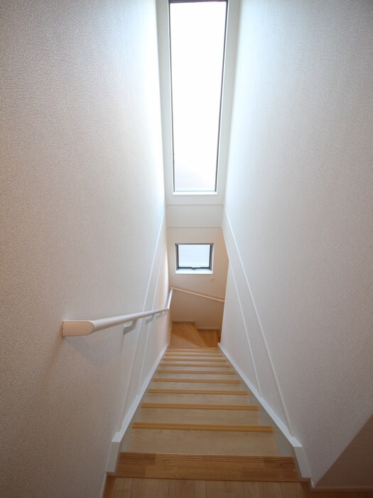 物件内観写真20　(廊下)