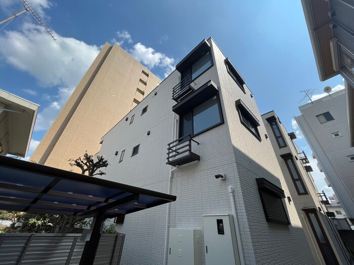 物件外観写真1　(外観写真)